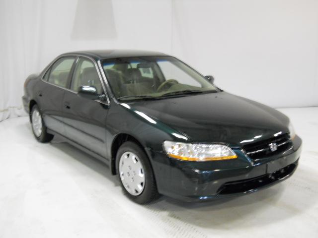 Honda Accord 1999 photo 1