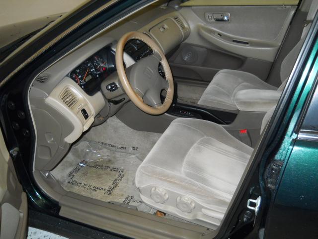 Honda Accord 1999 photo 4
