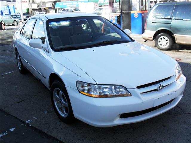 Honda Accord 1999 photo 2