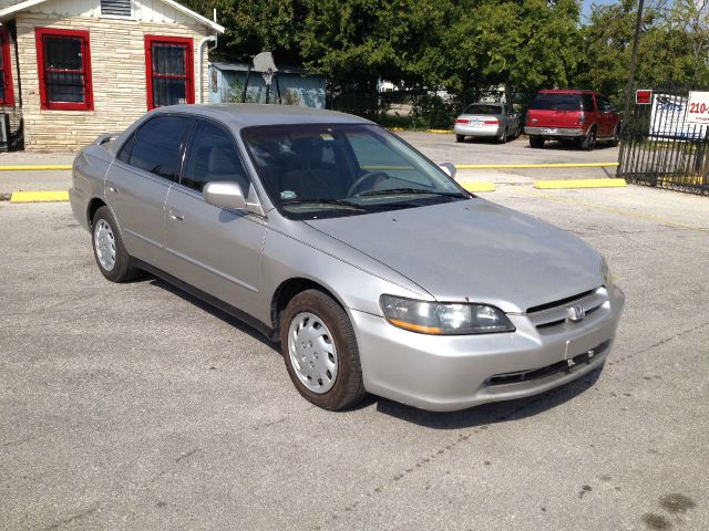 Honda Accord 1999 photo 1