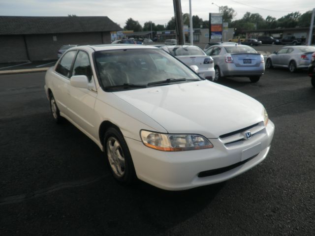 Honda Accord 1999 photo 2