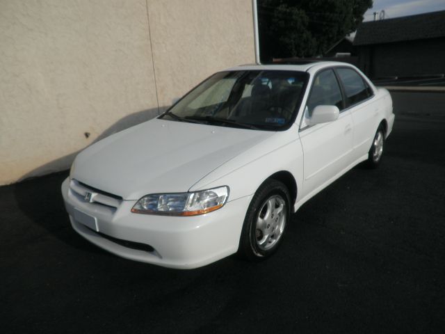 Honda Accord 1999 photo 3