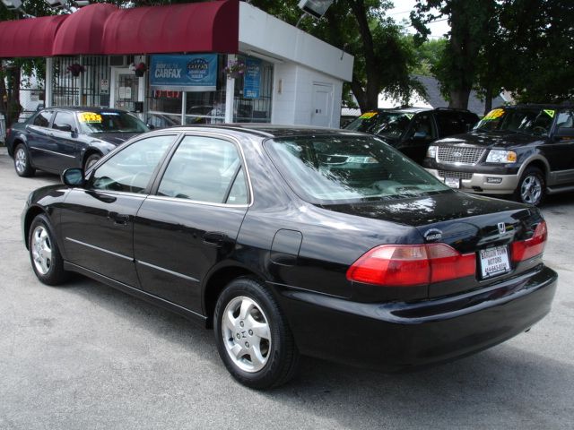 Honda Accord 1999 photo 1