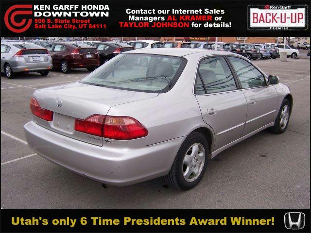 Honda Accord 1999 photo 2