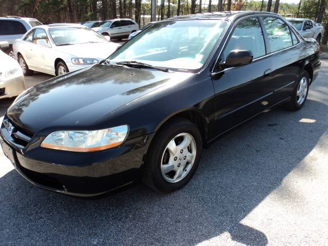 Honda Accord 1999 photo 2