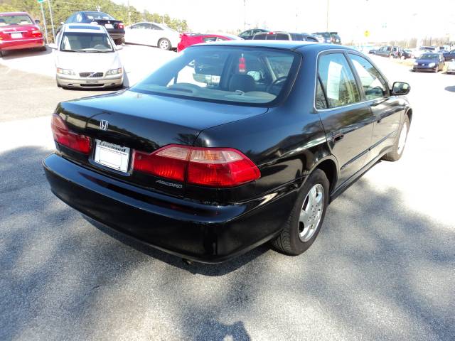 Honda Accord 1999 photo 4