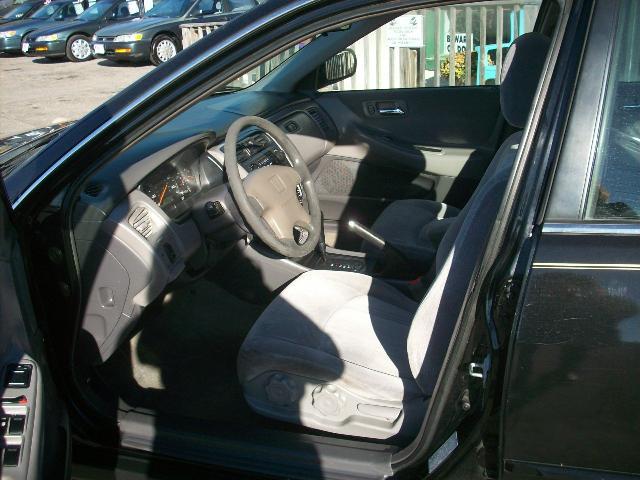 Honda Accord 1999 photo 3