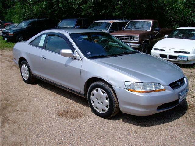 Honda Accord 1999 photo 1