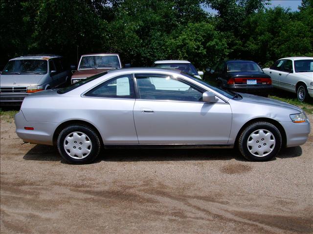 Honda Accord 1999 photo 2
