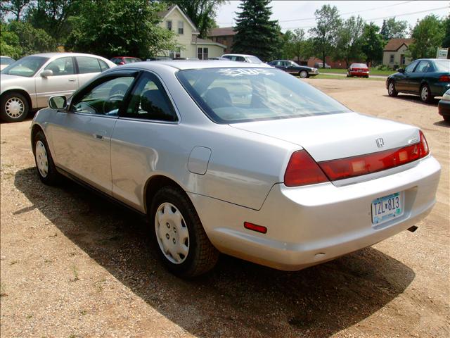 Honda Accord 1999 photo 4