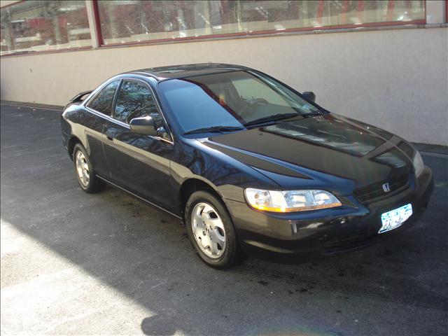 Honda Accord 1999 photo 3
