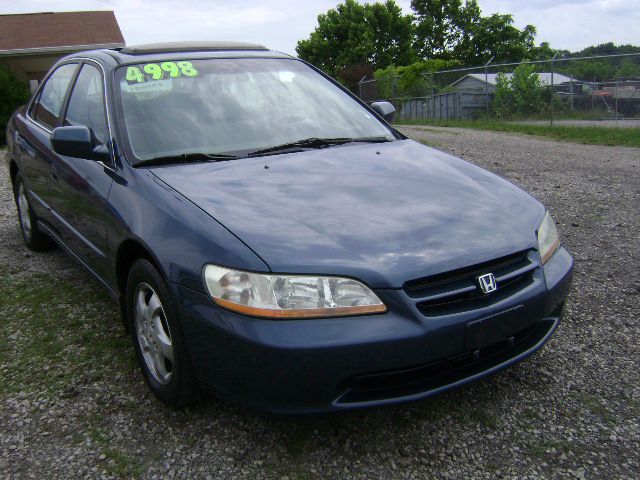 Honda Accord 1999 photo 2