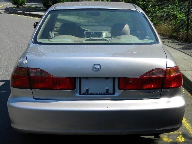 Honda Accord 1999 photo 2
