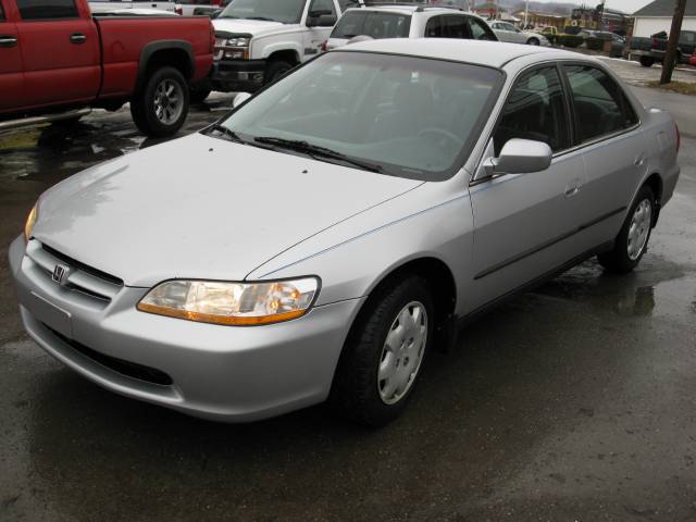Honda Accord 1999 photo 1