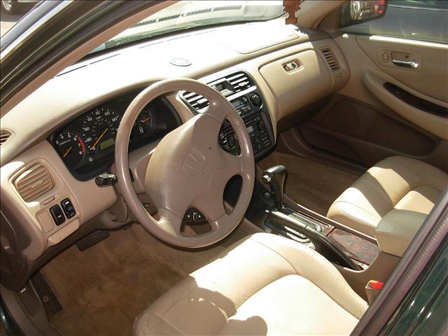 Honda Accord 1999 photo 1