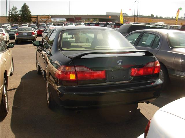 Honda Accord 1999 photo 2