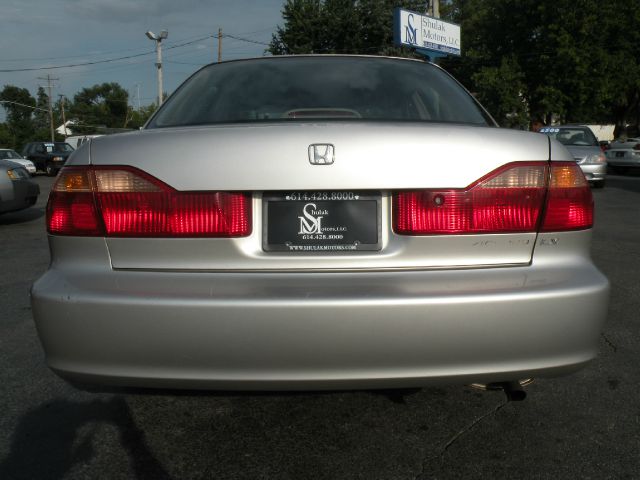 Honda Accord 1999 photo 3