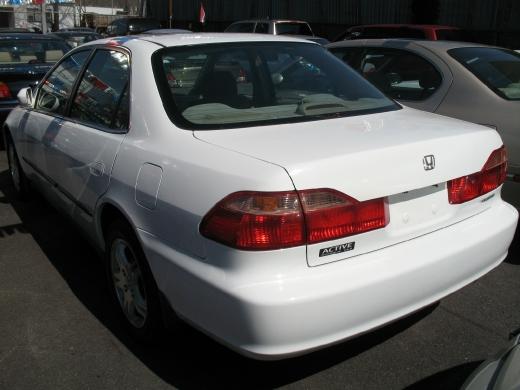 Honda Accord 1999 photo 4