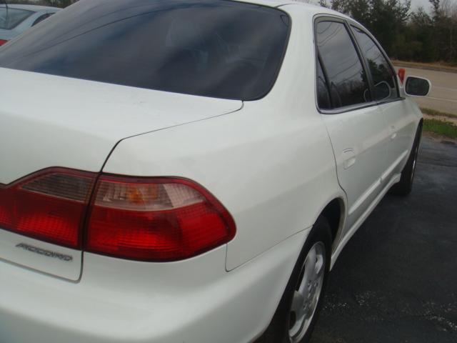 Honda Accord 1999 photo 3