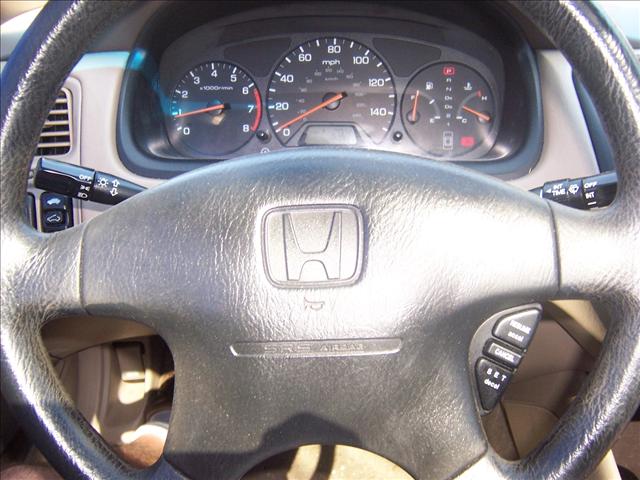 Honda Accord 1999 photo 4