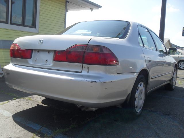 Honda Accord 1999 photo 2