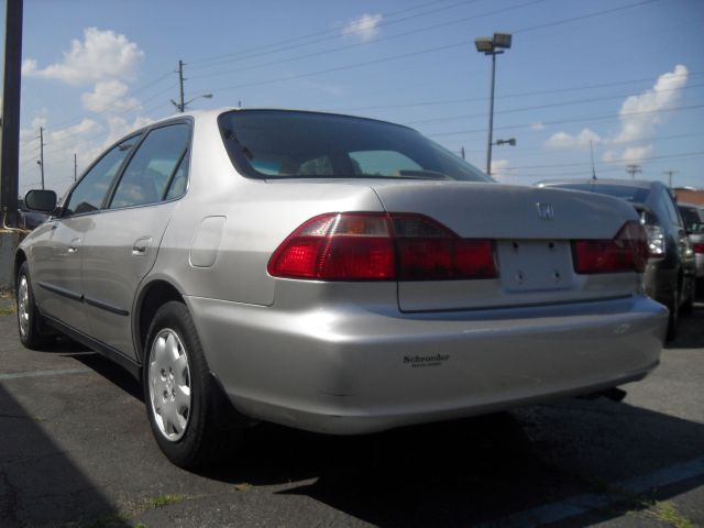 Honda Accord 1999 photo 4