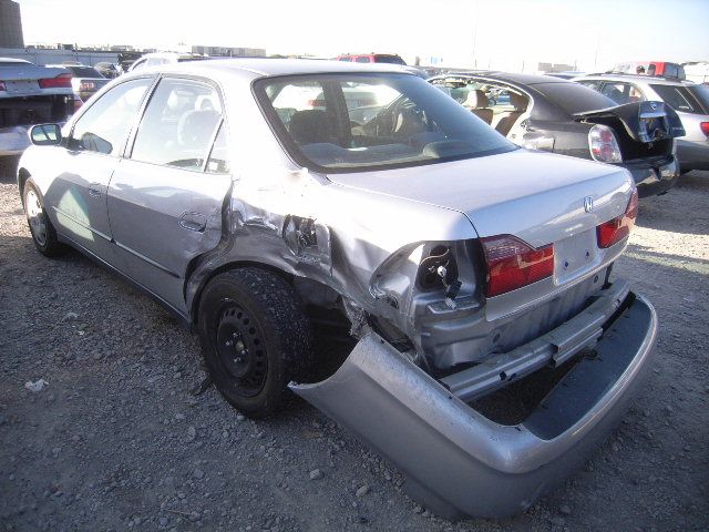 Honda Accord 1999 photo 2