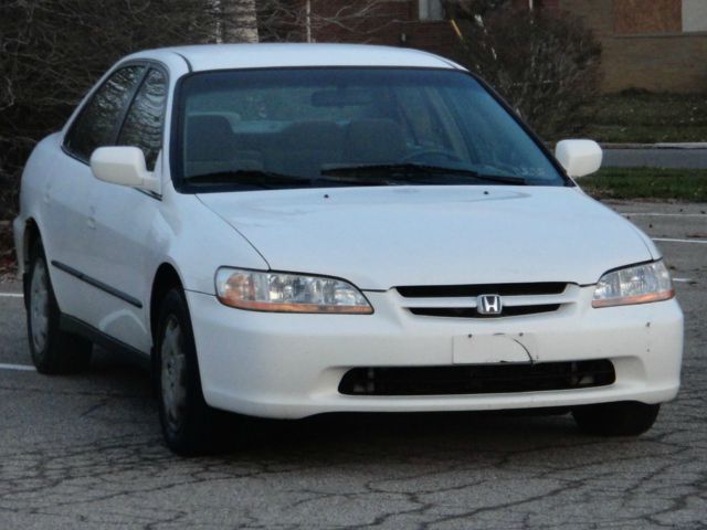 Honda Accord 1999 photo 2