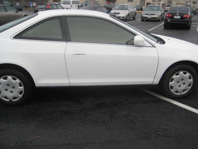 Honda Accord 1999 photo 4