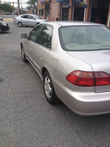 Honda Accord 1999 photo 3