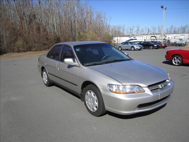 Honda Accord 1999 photo 2