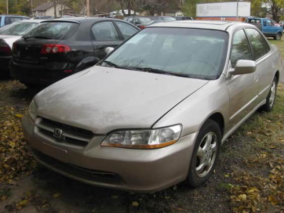 Honda Accord 1999 photo 1