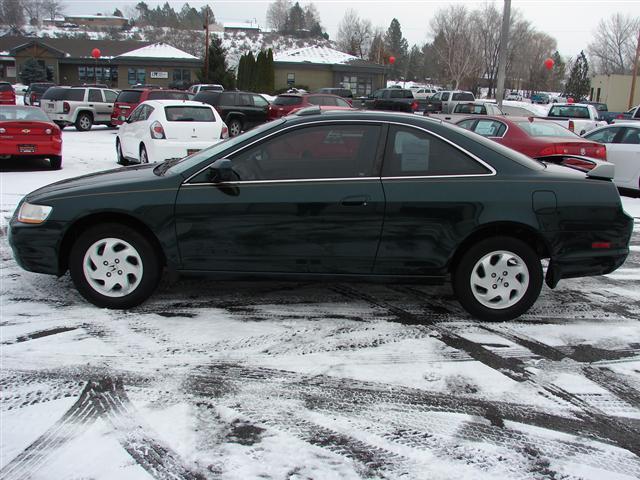 Honda Accord 1999 photo 4