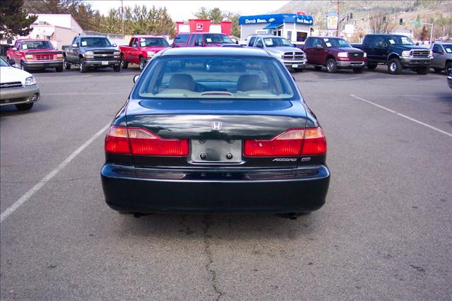 Honda Accord 1999 photo 3