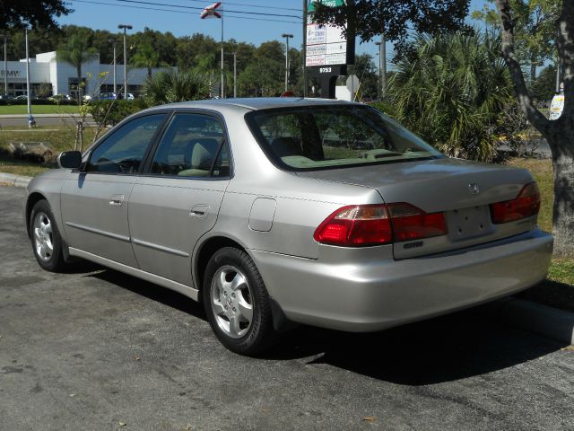 Honda Accord 1999 photo 4
