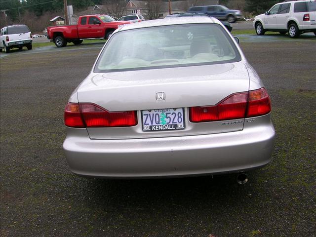 Honda Accord 1999 photo 1