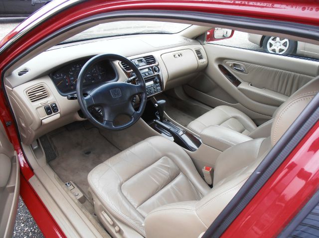 Honda Accord 1999 photo 1