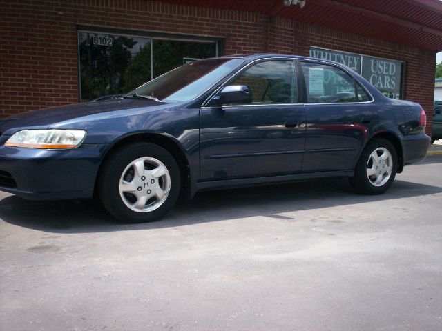 Honda Accord 1999 photo 1