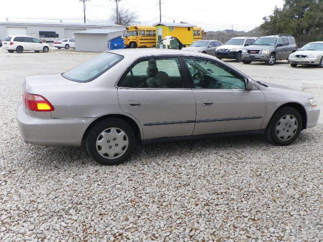 Honda Accord 1999 photo 3