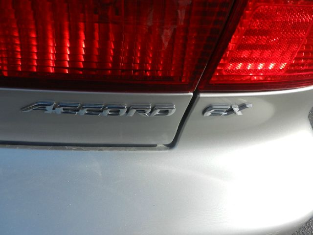 Honda Accord 1999 photo 3