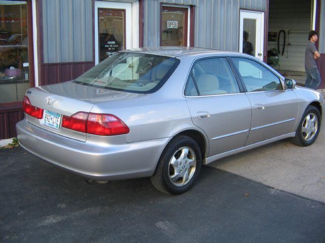 Honda Accord 1999 photo 4
