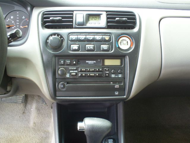 Honda Accord 1999 photo 6