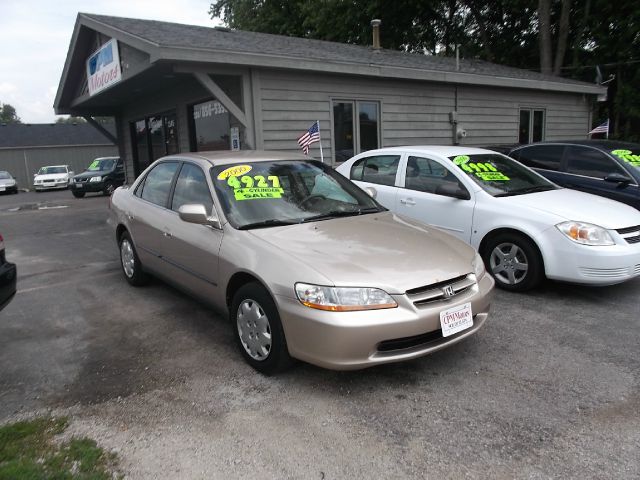 Honda Accord 2000 photo 3