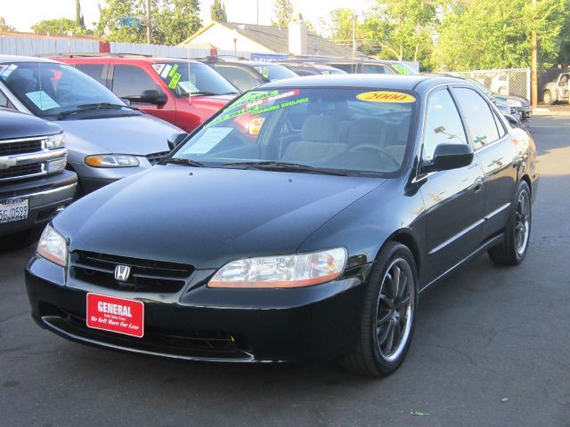 Honda Accord 2000 photo 8
