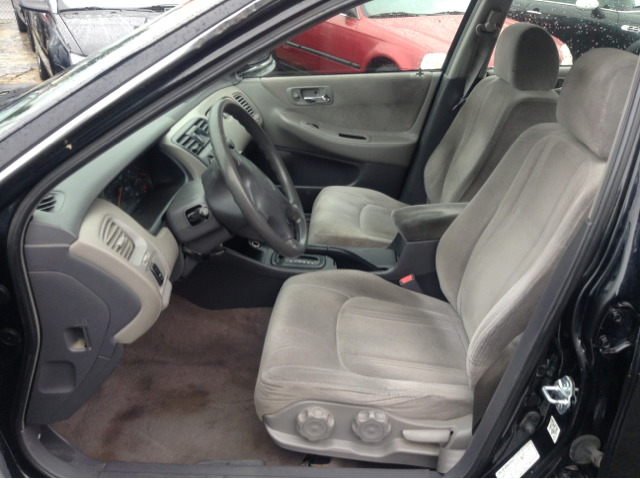 Honda Accord 2000 photo 3