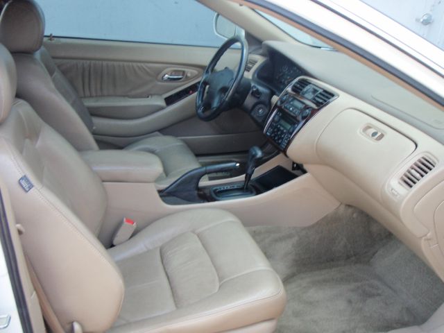 Honda Accord 2000 photo 11