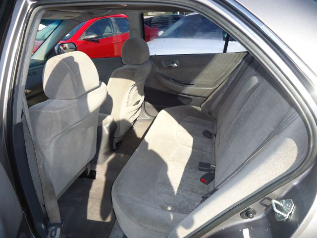 Honda Accord 2000 photo 2