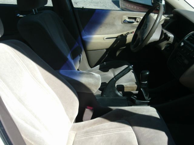 Honda Accord 2000 photo 3