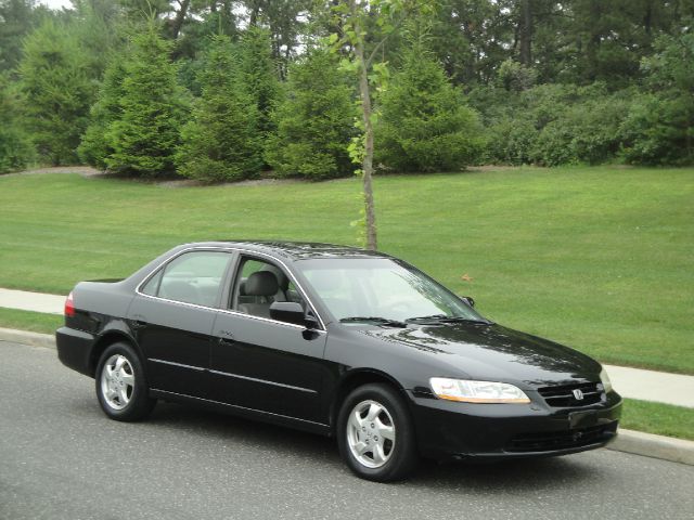 Honda Accord 2.0T Quattro AWD Sedan
