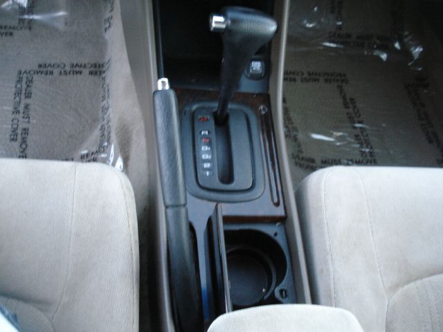 Honda Accord 2000 photo 19